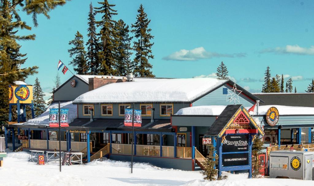 The Bulldog Hotel Silver Star Exterior foto