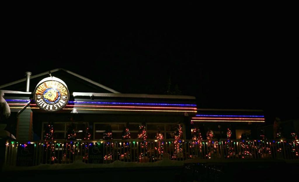The Bulldog Hotel Silver Star Exterior foto